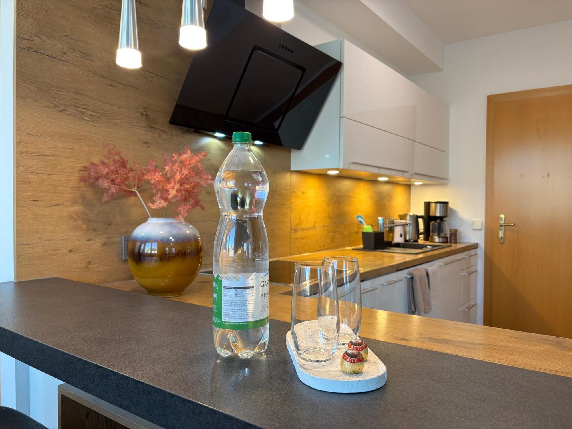 Apartment Klagenfurt Center With Free Parking - Ring41 Клагенфурт Екстериор снимка