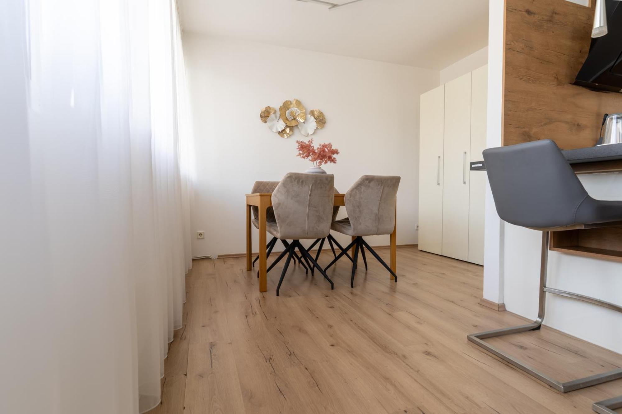 Apartment Klagenfurt Center With Free Parking - Ring41 Клагенфурт Екстериор снимка